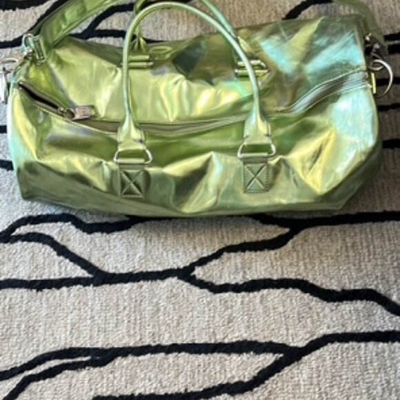 Marc Jacob’s Metallic Green Duffle Bag - Picture 1 of 4